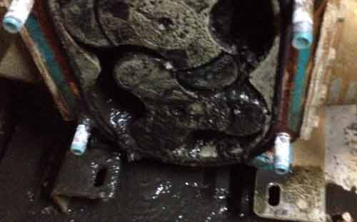 騰格里沙漠再現(xiàn)造紙黑液污染,如何運用濃漿泵加強環(huán)保！