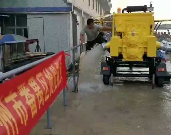 排水搶險(xiǎn)車 排水搶險(xiǎn)車